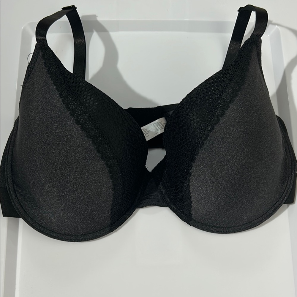 Delta Burke Bra‎ Plus Size 42D Underwire Padded Black Preowned